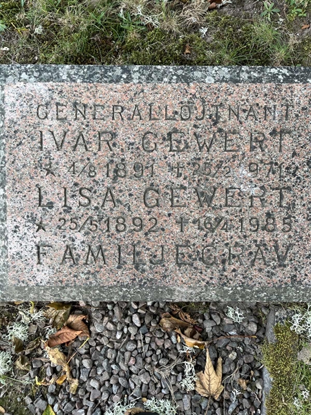 Gravnummer: Lax Nya 443+444