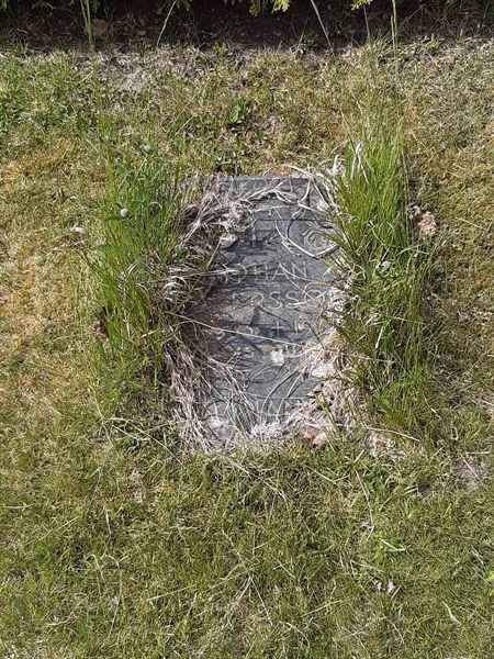 Grave number: JÄ 04   110