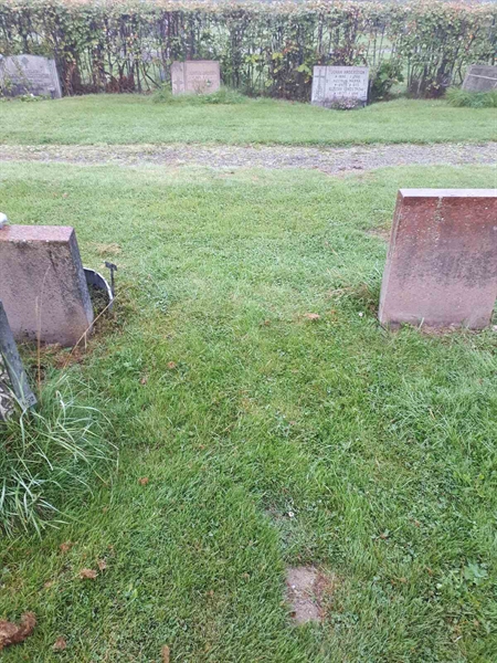 Grave number: NK F B   833