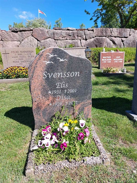 Grave number: GA 14   18