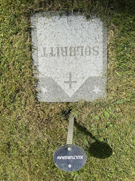 Grave number: 04 A 226
