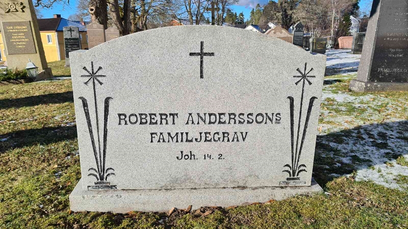 Grave number: M G 01 77-78
