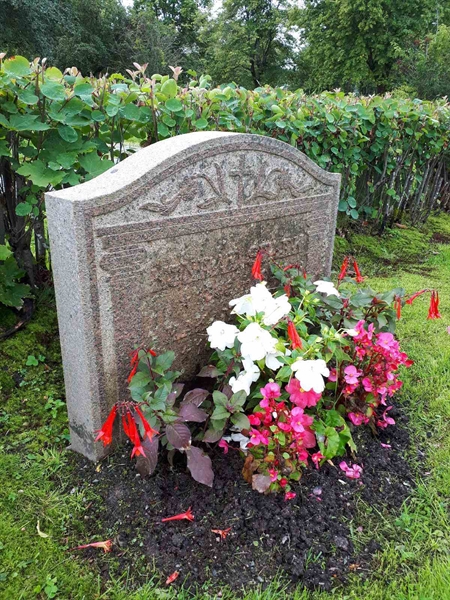 Gravnummer: NK F A   226