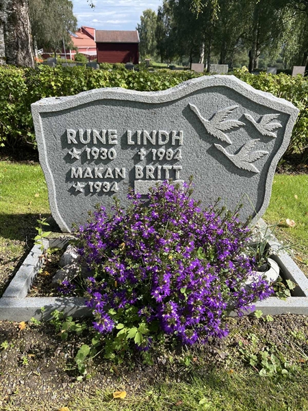 Grave number: 3065 D    25-26