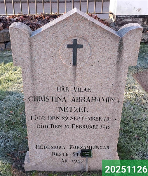 Hautatunnus: 1 N    19