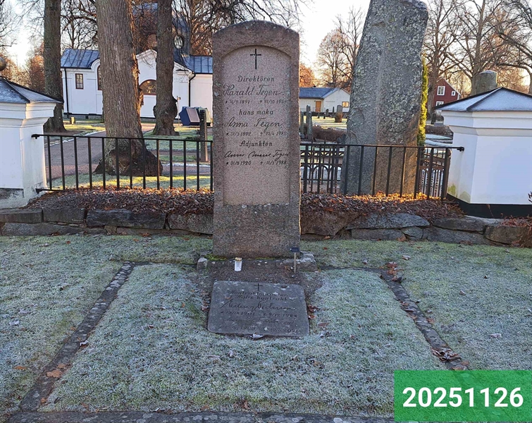 Hautatunnus: 1 N    54B