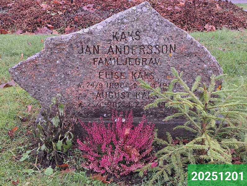 Grave number: 1 N    74