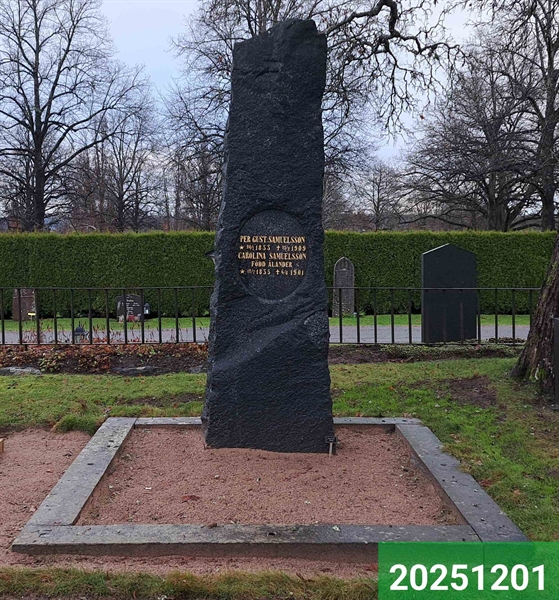 Hautatunnus: 1 N    67