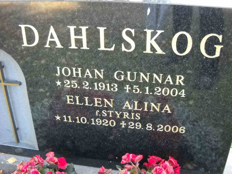 Grave number: 3 MB 17 9, 11