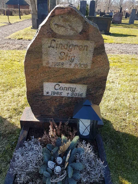 Grave number: RK Ä 2    25, 26, 27