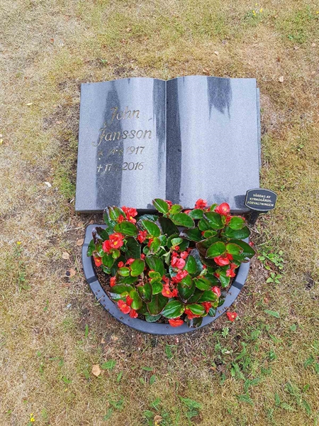 Grave number: 01 13544