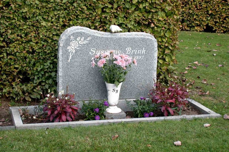 Grave number: 1 4    80
