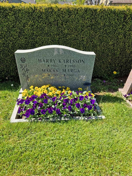 Grave number: 04 D  101