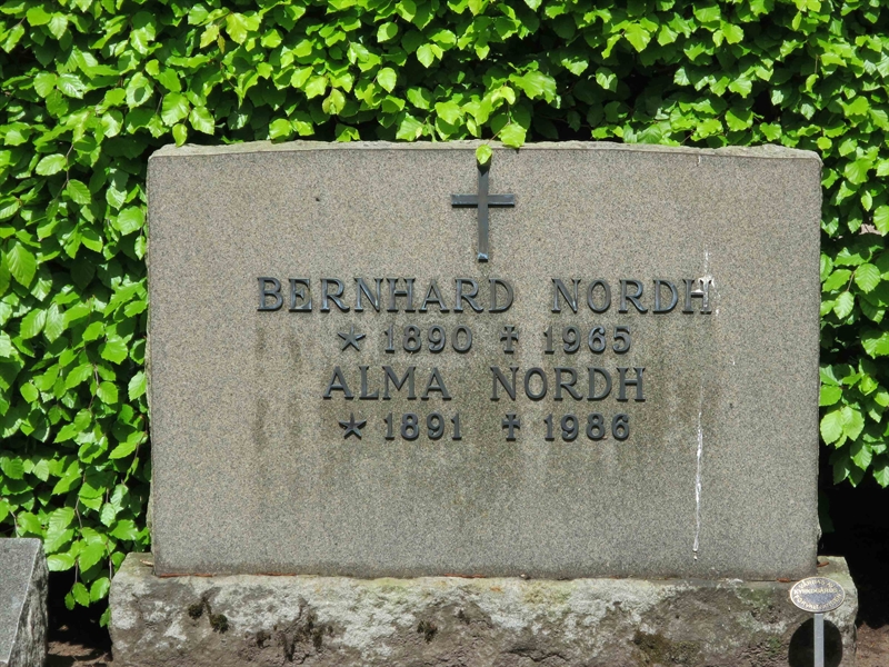Grave number: HÖB 44    17