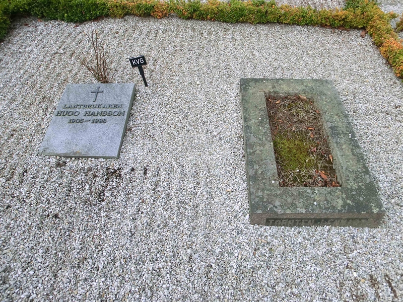 Grave number: LB F 122-123