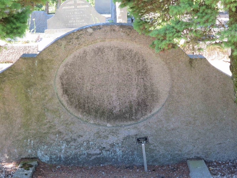 Grave number: HÖB 12   359