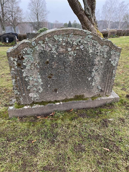 Grave number: Vårv Kv3 105