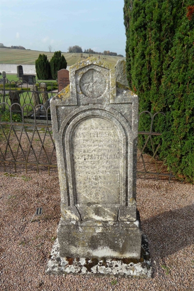 Grave number: ÖK 6    37