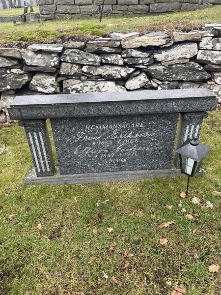 Grave number: Lax mell Kv3 13+14