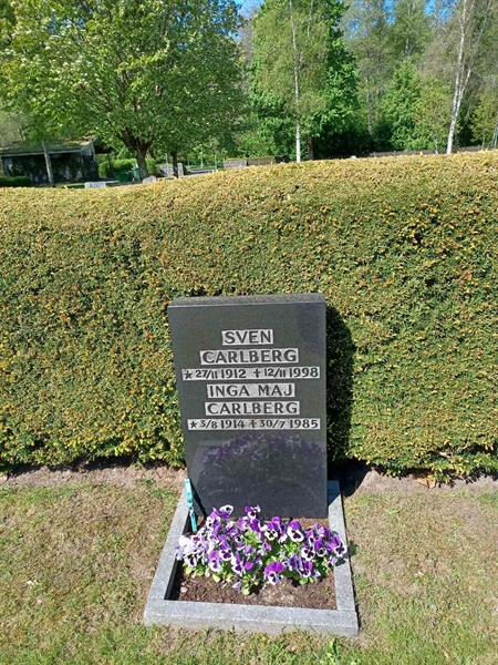 Hautatunnus: OS ÖK 687, 688