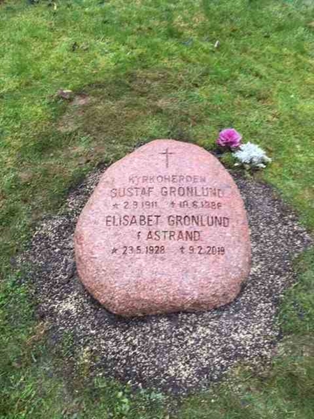 Grave number: BR D   117, 118
