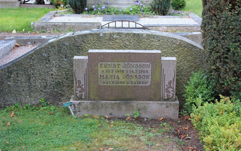 Grave number: Ö 16i    63