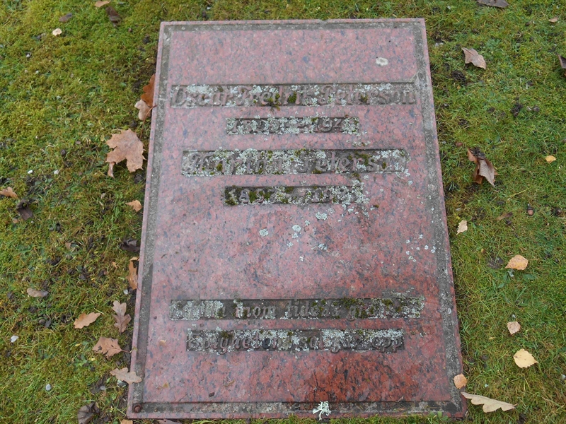 Grave number: Vitt G11   253, 254