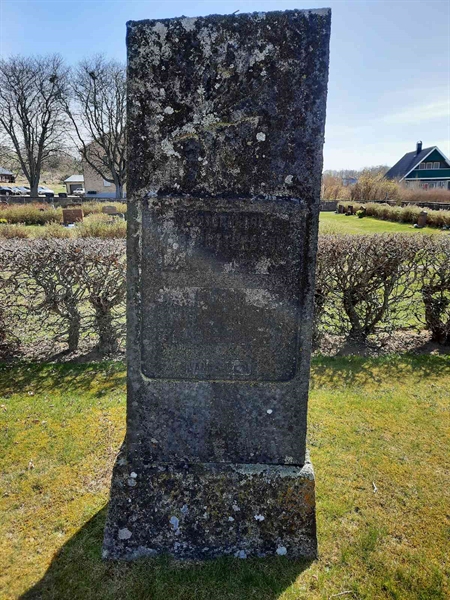 Grave number: VN E    89-90