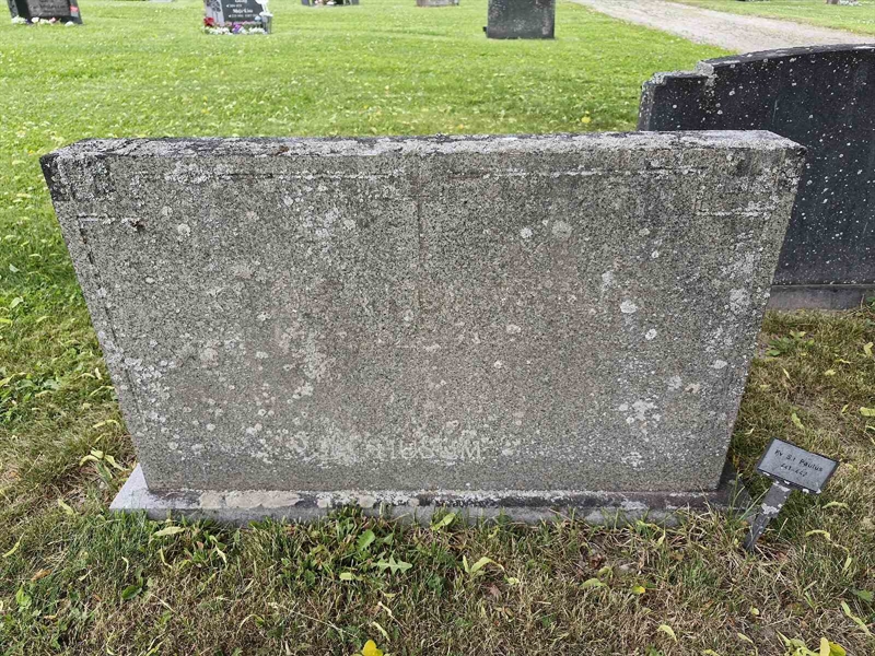 Grave number: GR PA   441-442