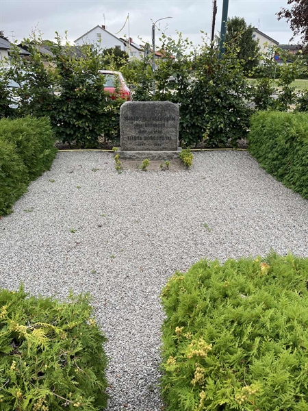 Grave number: NK IX   160
