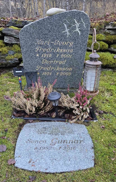 Gravnummer: 1 R    48