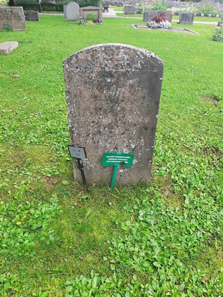 Grave number: 3 06  653