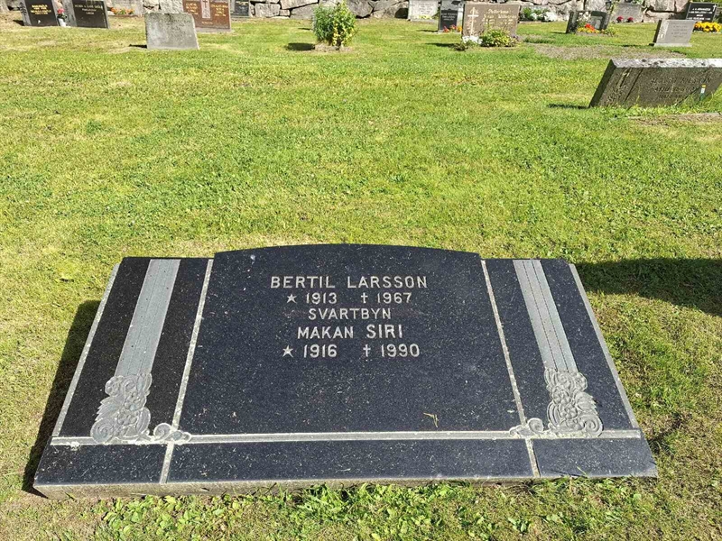 Grave number: 001 2   881