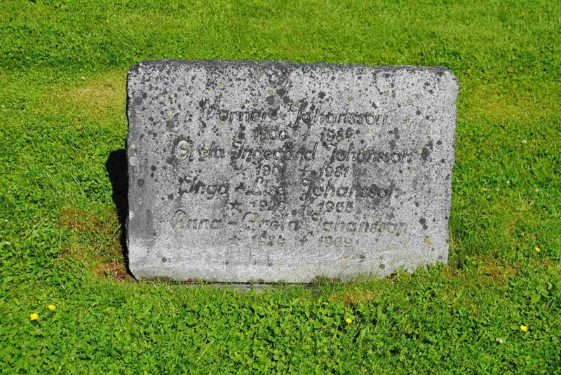 Grave number: 1 01   156-159