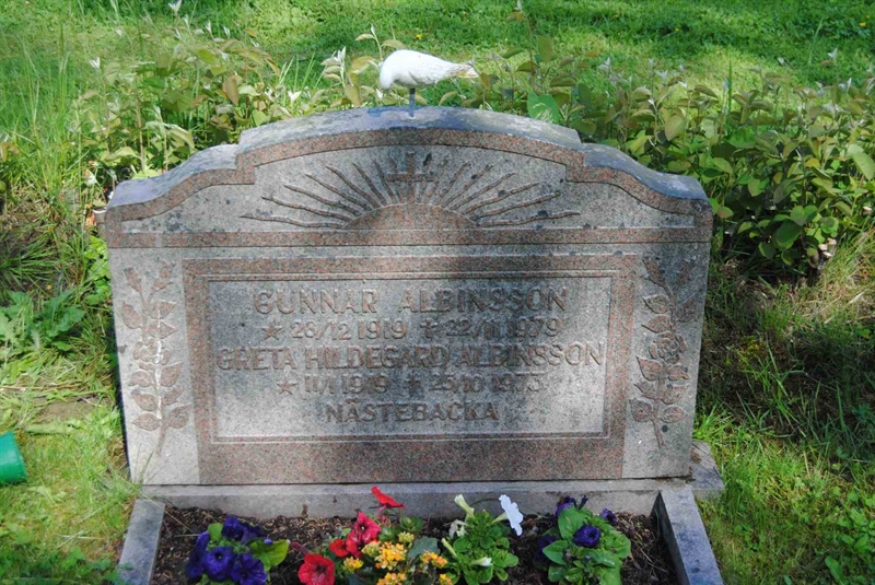 Grave number: 1 01   289-290