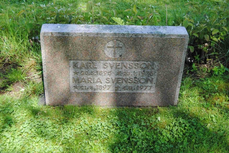 Grave number: 1 01   317-318
