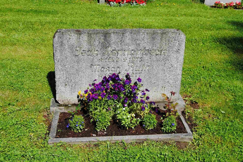 Grave number: 1 01   261-262