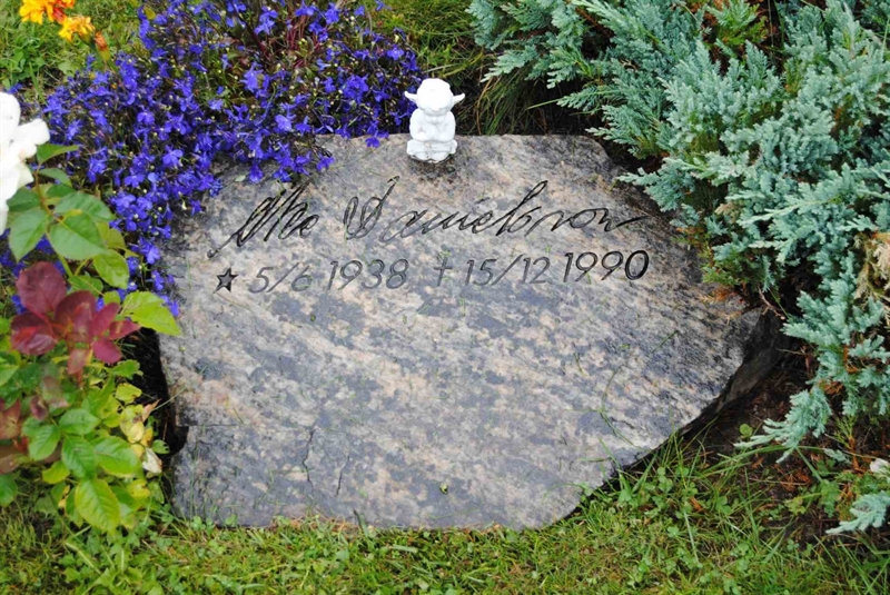 Grave number: 1 03   190-191