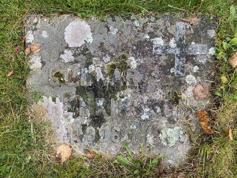 Grave number: 1 24    181