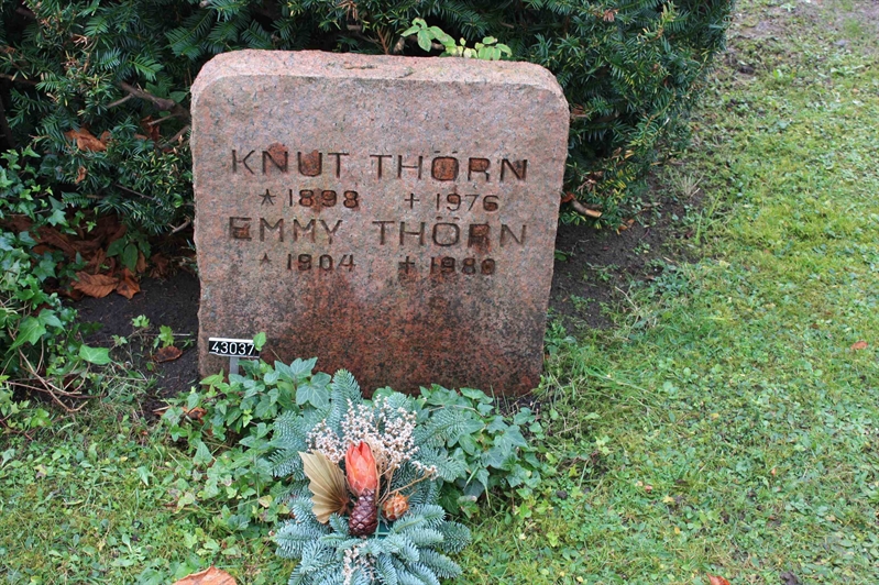 Grave number: Ö U09    37