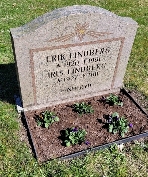 Grave number: JÄ 3   70
