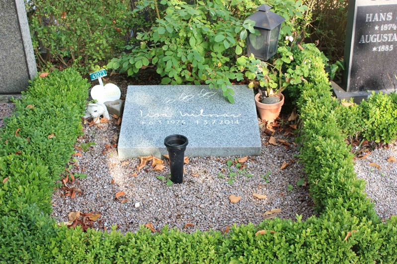 Grave number: Ö U01    23