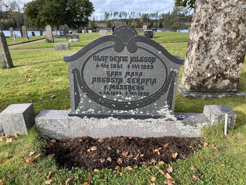 Grave number: 4 Ga 07    38-39
