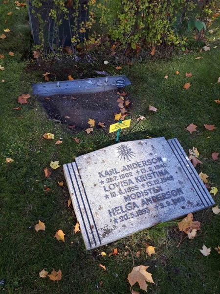 Gravnummer: GK F 1   115