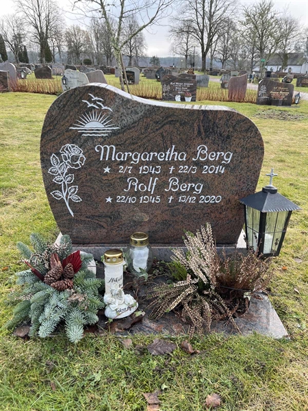 Grave number: Ärt 96 36 96+97