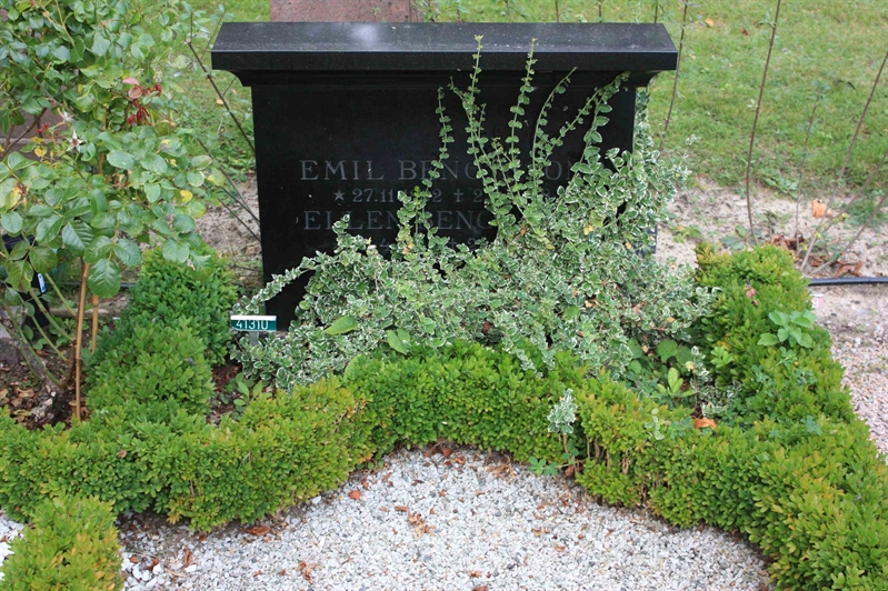 Grave number: Ö U02    14