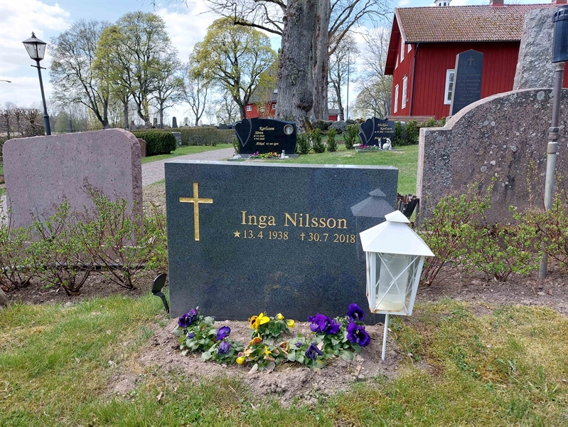 Grave number: HÖ 6   55