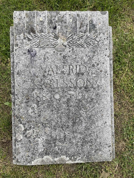 Grave number: 001 1 6  6728