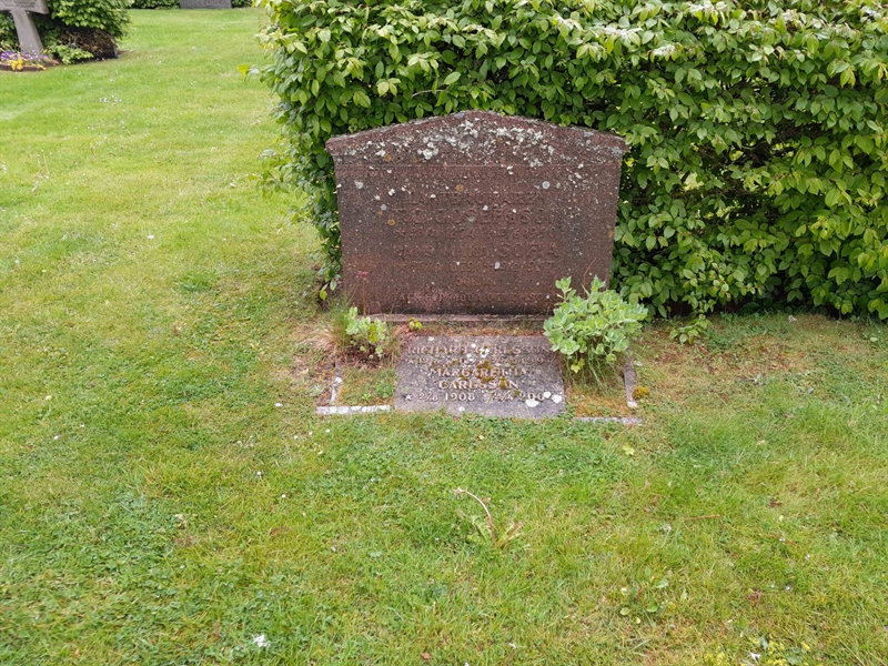 Gravnummer: ROG F   17, 18