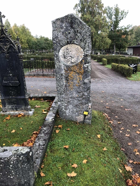 Grave number: 1 H   113